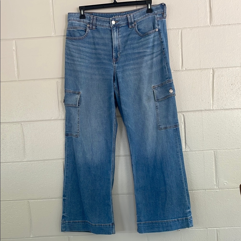 American Eagle Light Blue Denim Jeans